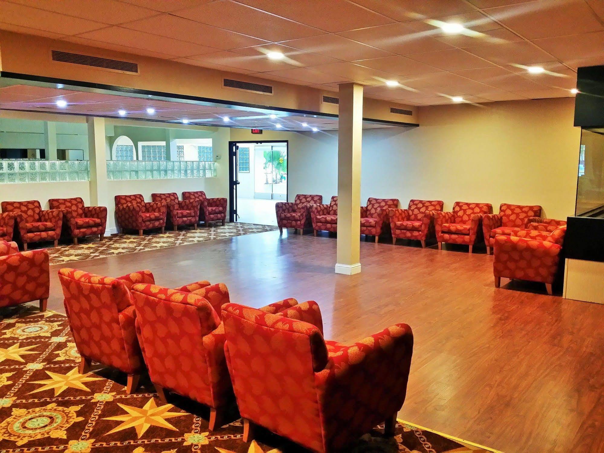 Surestay Plus Hotel By Best Western Sacramento Cal Expo Exterior foto